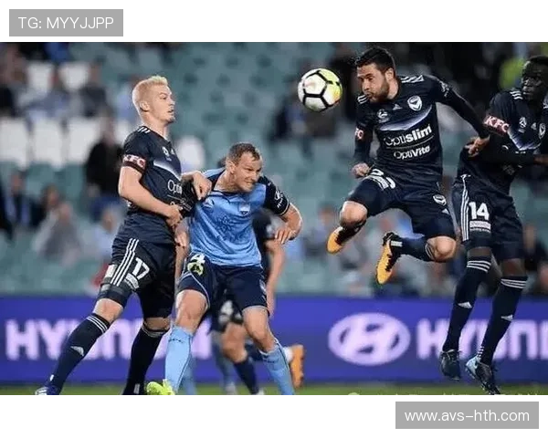 雷恩对阵里尔，中场敦比亚缺阵影响球队攻防转换节奏