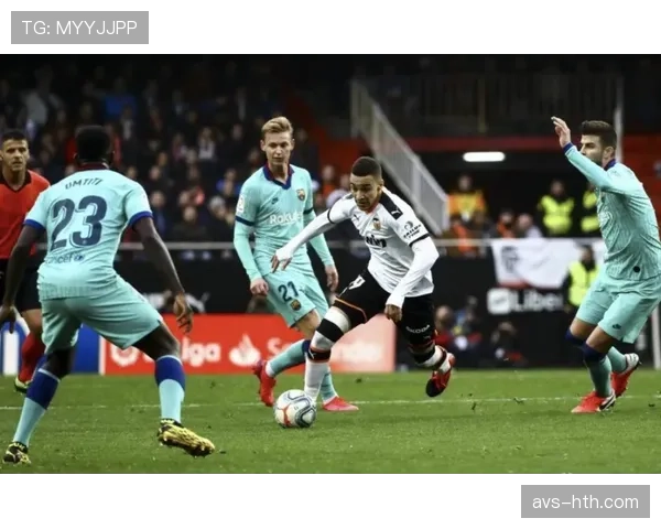 战术板：解析巴萨三月来首次零封对手的防守结构变化